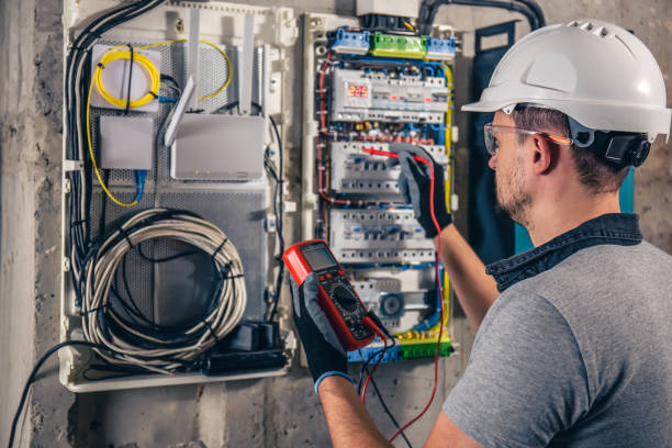 Best Ceiling Fan Installation Electrician  in Nashvle, IL